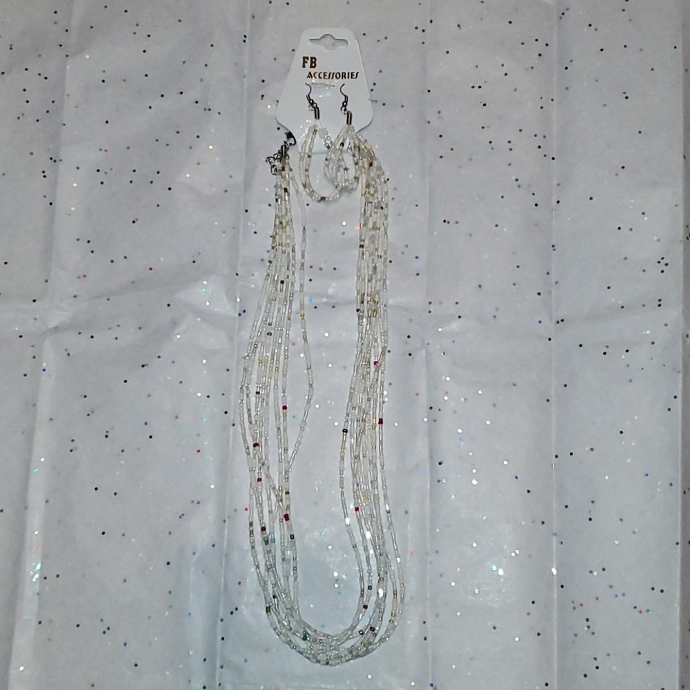 💎 White Necklace & Earings - Costume Jewelry